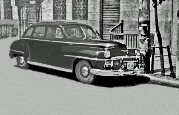 46-1 1946-48 DeSoto Custom Sedan（静岡市内・コーナン１６で撮影） - コピー.jpg